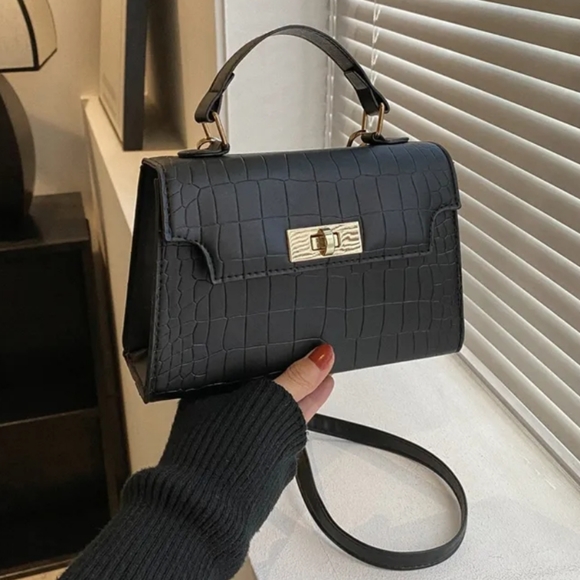 Brand New Faux Leather  Shoulder Crossbody handbag - Picture 3 of 6